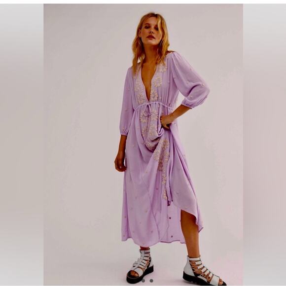 Free People Dresses & Skirts - Free People Fable Dusty Lavender Embroidered Maxi Dress